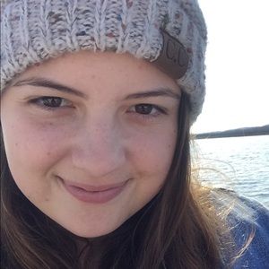 Meet your Posher, Emma